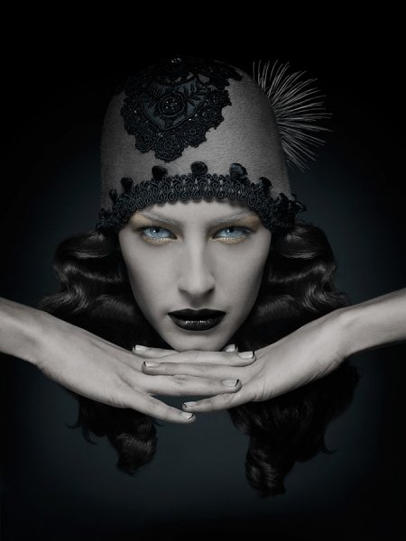 Photograph Davide Bellocchio Noir on One Eyeland